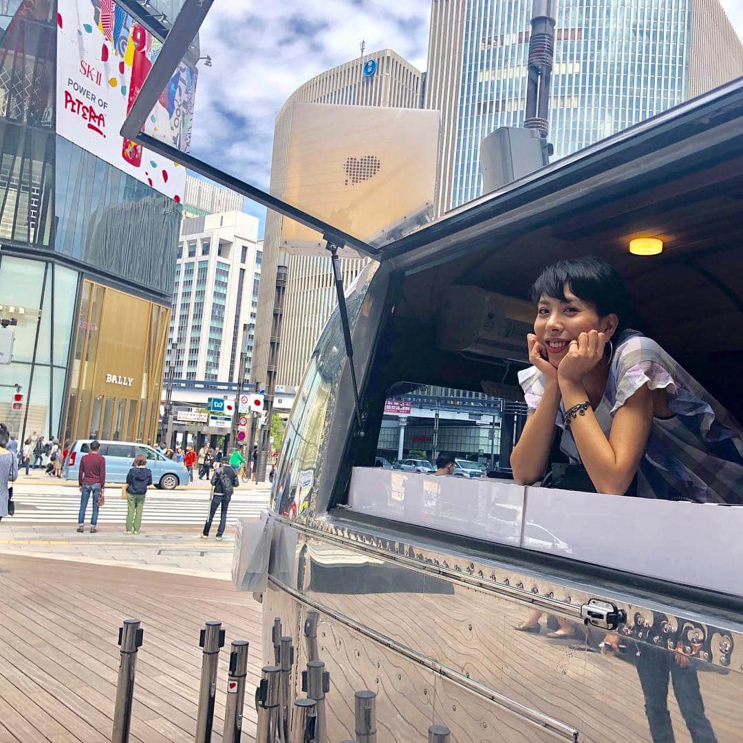 LOVEのインスタグラム：「銀座ソニーパークから令和初日生放送^_^  #ラブコネ」