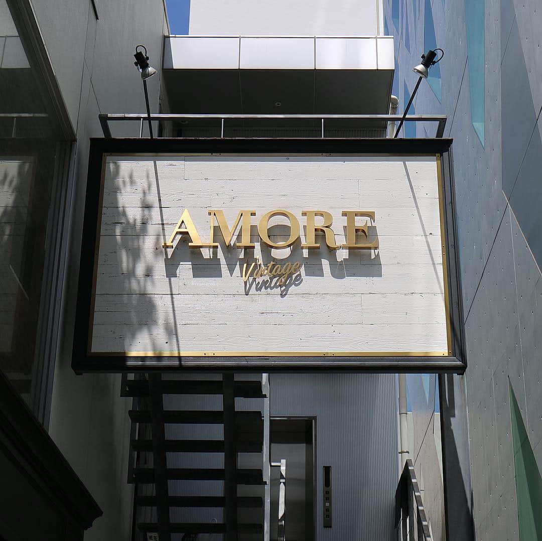 Vintage Brand Boutique AMOREのインスタグラム