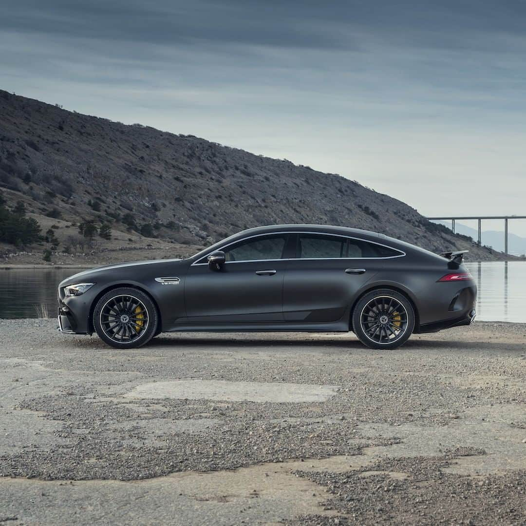 メルセデス・ベンツさんのインスタグラム写真 - (メルセデス・ベンツInstagram)「Uncompromised driving performance from front to back. 🔥 📸: @gs_gijs for #MBsocialcar ______________________________ [Mercedes-AMG GT 63 S 4MATIC+| Kraftstoffverbrauch kombiniert: 11,3 l/100 km | CO2- Emissionen kombiniert: 257 g/km | mb4.me/RechtlicherHinweis] . #MercedesAMG #AMG #GT4Doors #cars247 #car #cars #awesomecars #carsofinstagram #driving #DrivingPerformance #supercars」5月1日 11時00分 - mercedesbenz