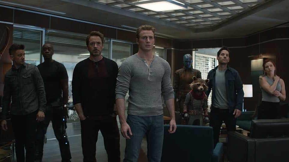 E! Onlineさんのインスタグラム写真 - (E! OnlineInstagram)「#AvengersEndgame shattered box office records, and these superheroes got SUPER large paychecks. Link in bio for the details. (📷: Marvel)」5月1日 11時24分 - enews
