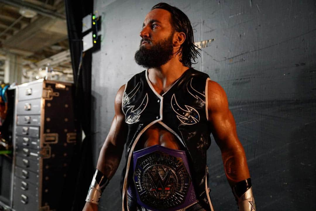 WWEさんのインスタグラム写真 - (WWEInstagram)「@tonynese vowed to be a fighting #CruiserweightChampion...but can he defeat his former best friend @drewgulak? #205Live」5月1日 11時23分 - wwe