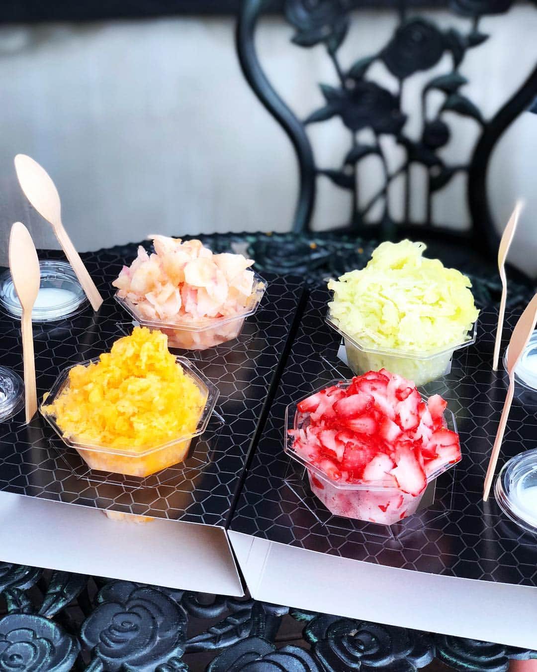 しなしさとこのグルメインスタ