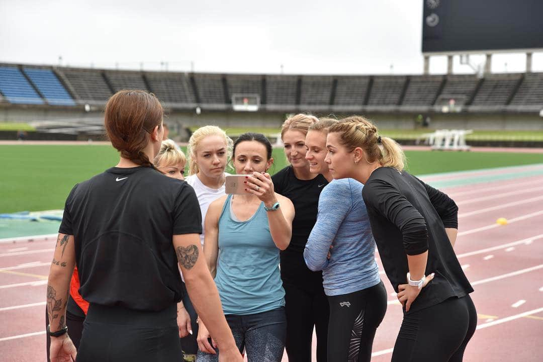 Kamila CIBAさんのインスタグラム写真 - (Kamila CIBAInstagram)「Kõchi, Kõchi 🇯🇵 #sprinters #polishteam #girls #4x100 #poland #iaaf #iaafworldrelays #yokohama2019 #sprinterkiduperki #awsome」5月1日 21時26分 - kamilaciba