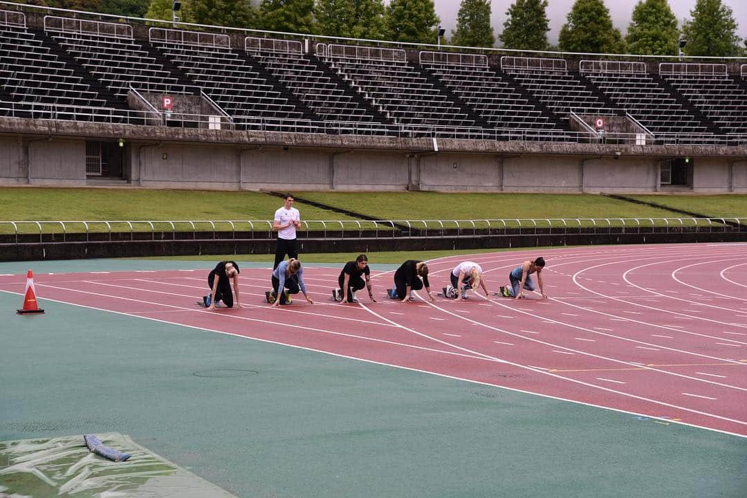 Kamila CIBAさんのインスタグラム写真 - (Kamila CIBAInstagram)「Kõchi, Kõchi 🇯🇵 #sprinters #polishteam #girls #4x100 #poland #iaaf #iaafworldrelays #yokohama2019 #sprinterkiduperki #awsome」5月1日 21時26分 - kamilaciba