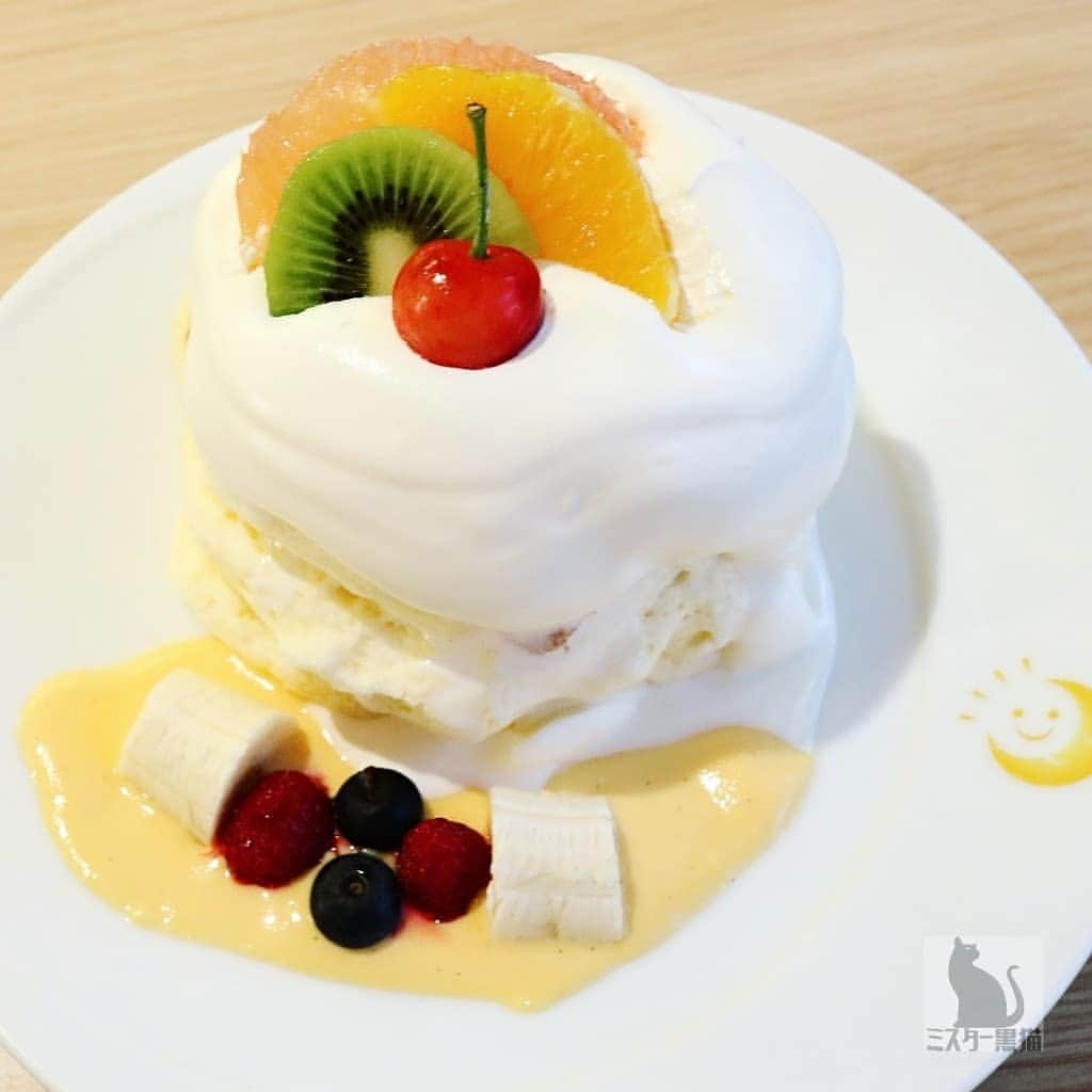 ミスター黒猫（黒猫仙人）のグルメインスタ