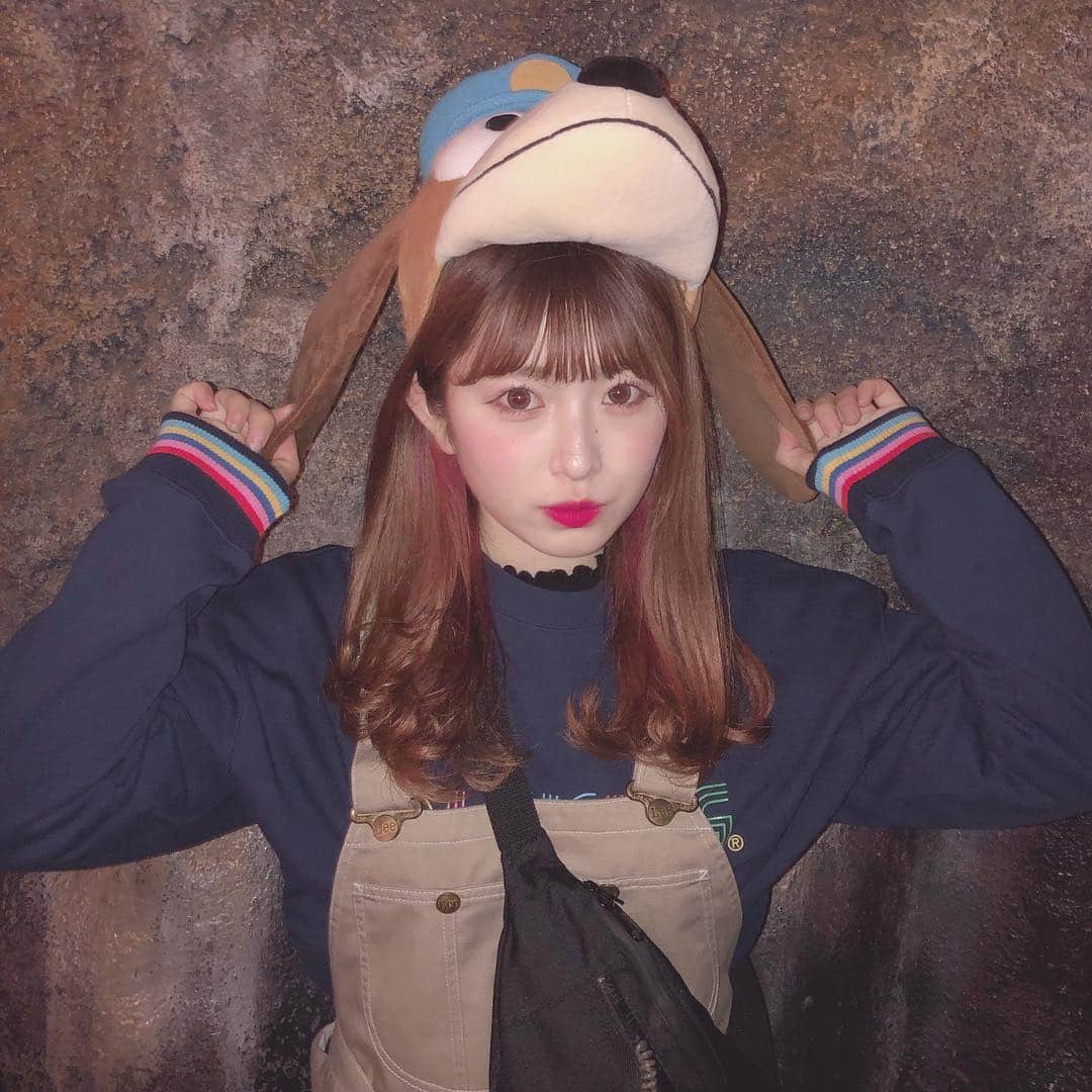 青木菜花のインスタグラム：「.﻿ .﻿ いつも他撮りはiPhoneカメラにフィルターのみ！﻿ ﻿ そしてこの間久しぶりに小顔サロンDOLLYさんに﻿ 行ってきたよ！﻿ ﻿ イベント前や撮影前にお世話になってます🥰﻿ いつもありがとうございます✨﻿ .﻿ . #ディズニー #ディズニーシー #スリンキーコーデ #小顔サロン #instagood #instalike #l4l」
