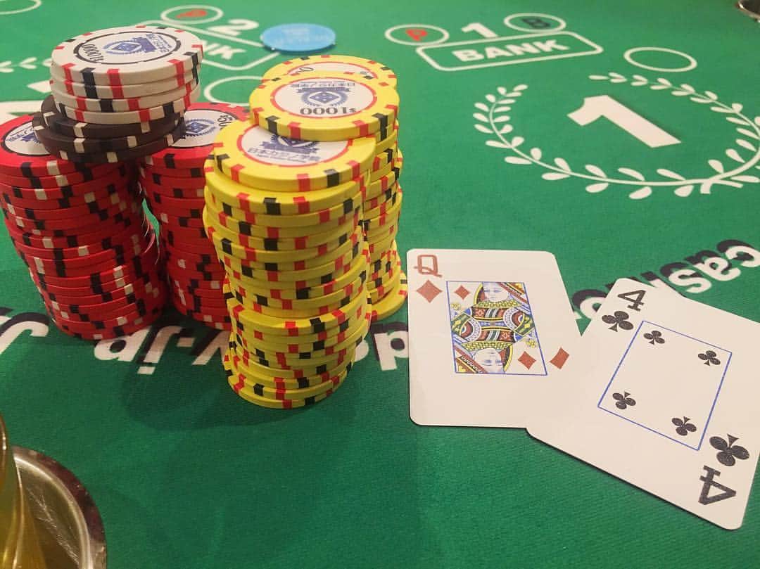 佐藤聖羅のインスタグラム：「ポーカー1位キター！！ヾ(*´▽｀*)ﾉ ¥14,640,000ー  勝ち✨✨ 令和初勝利やっほい💖」