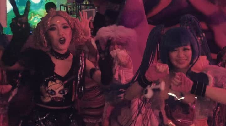 KAWAII MONSTER CAFEのグルメインスタ