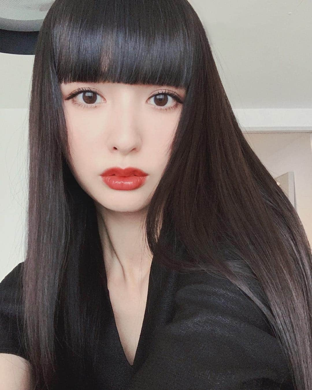 鈴木えみさんのインスタグラム写真 - (鈴木えみInstagram)「2019/05/01 カラーメンテして前髪切って（娘も毛先カットしてもらって）スッキリ✨ 今夜はたこ焼きパーティー🐙🌈」5月1日 17時02分 - emisuzuki_official