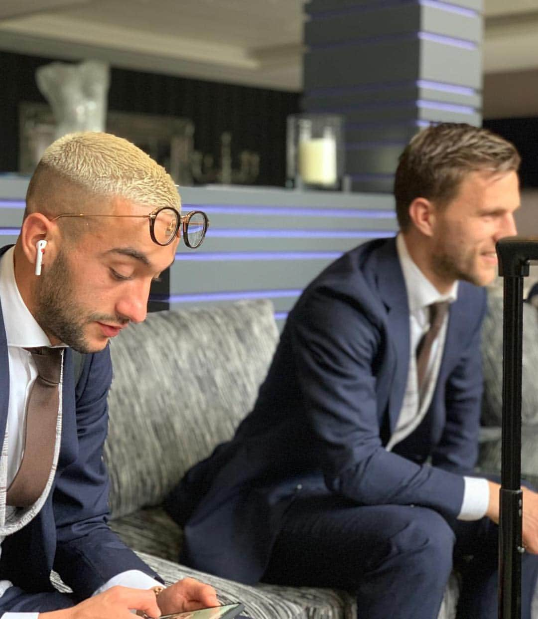 アヤックス・アムステルダムさんのインスタグラム写真 - (アヤックス・アムステルダムInstagram)「Chill out boys, we’re going back to ❌❌❌! #UCL #totaja」5月1日 22時37分 - afcajax