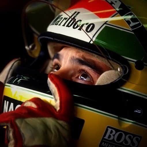 ニコ・ロズベルグさんのインスタグラム写真 - (ニコ・ロズベルグInstagram)「GOAT 🙏🏻 My thoughts today go out to you who are Ayrton’s family and friends and all of you Senna fans! #f1 #formula1 #formel1 #senna #ayrtonsenna #mclarenf1」5月1日 17時06分 - nicorosberg