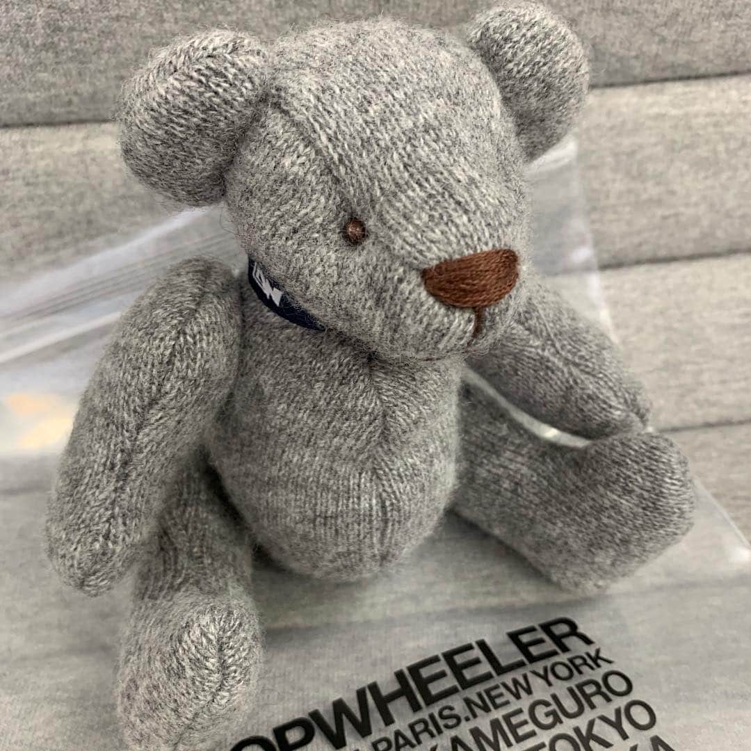 のインスタグラム：「20周年記念セットカシミヤくまくん👀かわいい😍 . #lw20th #loopwheeler20th #loopwheeler20周年記念 #LOOPWHEELER #ループウィラー20周年 #ループウィラー」