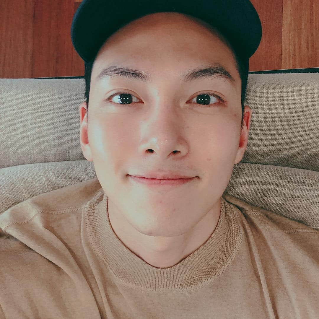 チ・チャンウクさんのインスタグラム写真 - (チ・チャンウクInstagram)「좋다☀️」5月1日 18時12分 - jichangwook