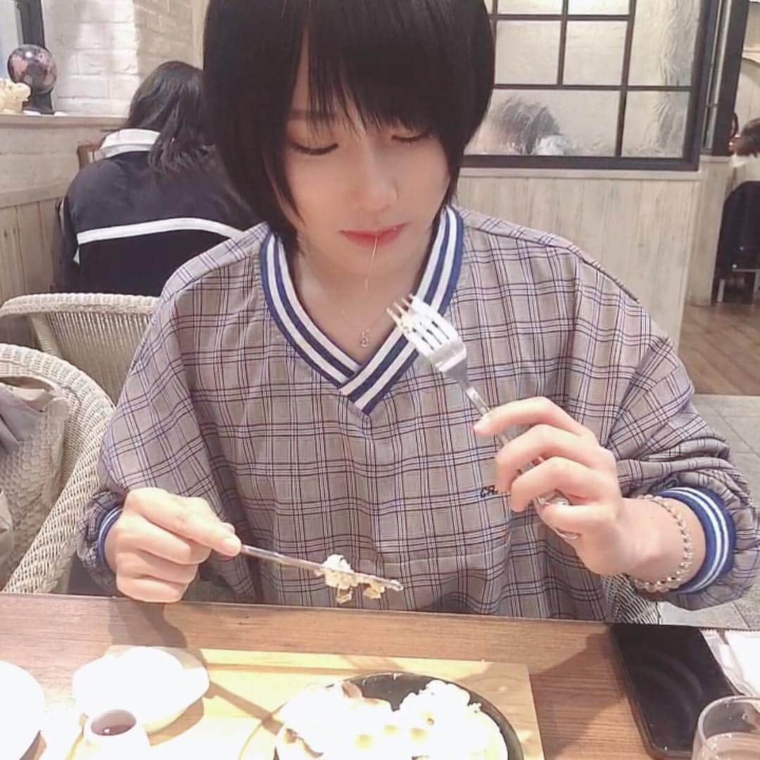 城恵理子さんのインスタグラム写真 - (城恵理子Instagram)「. . . #mog #cafe  #パンケーキ  #難波 #nanba #marshmallow  #原かれん . . 原かれんたん店内と似合う 私は店内に馴染む . . #delicious . .  マシュマロは伸びます . 位置情報合ってるか分かりませんが 一応付けてみました」5月1日 18時16分 - eriko_jo1127