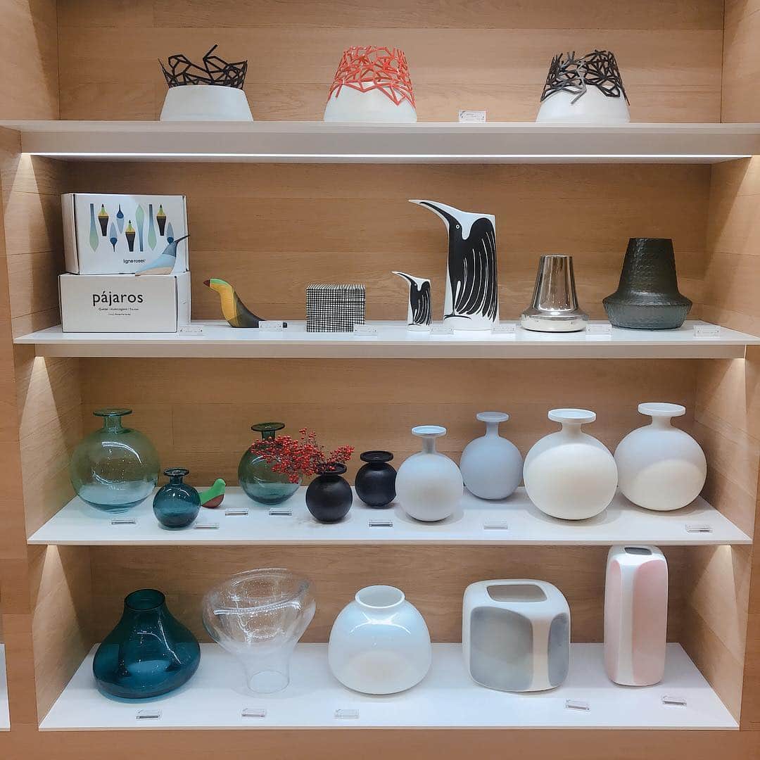 ligne roset shopのグルメインスタ