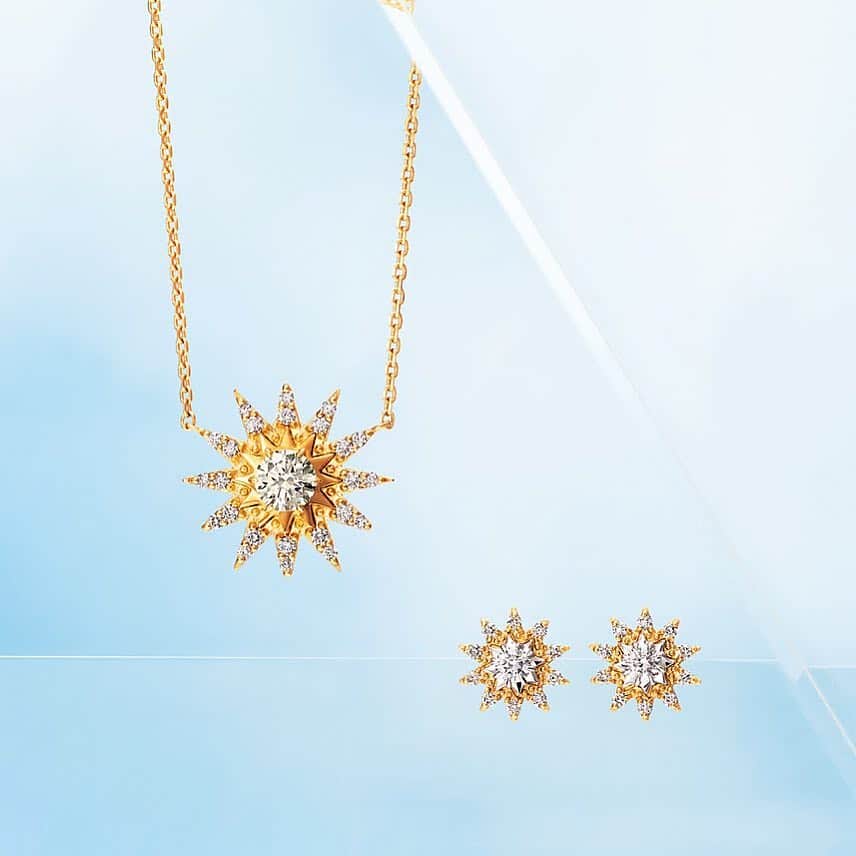 starjewelry_pressさんのインスタグラム写真 - (starjewelry_pressInstagram)「新たな時代の始まりに輝きを添えてくれる"SUNBURST"。 パワーに満ちた太陽のきらめきが、これからの未来を照らしてくれます。  #starjewelry #スタージュエリー #sunburst #太陽 #sun #necklace #ネックレス #pierce #ピアス #diamond #ダイヤモンド #gold #令和 #jewelry」5月1日 19時09分 - starjewelry_press