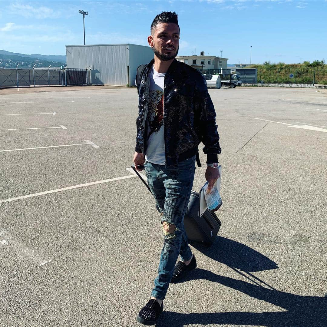 レミ・カベッラさんのインスタグラム写真 - (レミ・カベッラInstagram)「Retour au travail 💪🏼⚽️」5月1日 19時17分 - remycabella