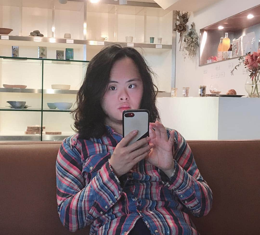 のインスタグラム：「令和元年5月1日 初泳ぎではなく、休む事もトレーニングの１つとして、勇気を出して今日は休む事にしました。明日からはずっと連休は通いの合宿なので、令和の初デートは、朝食時間から朝ごはんデートしちゃいました🥗😁😁🥗」