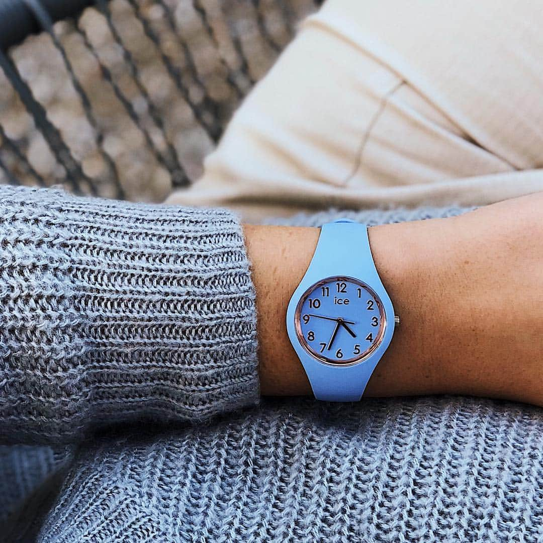 アイスウォッチさんのインスタグラム写真 - (アイスウォッチInstagram)「Don’t ignore your own potential 💙 #icewatch #changeyoucan #iceglamcolour #sky #blue #numbers #style #watch #fashion #ootd #outfit」5月1日 19時32分 - icewatch