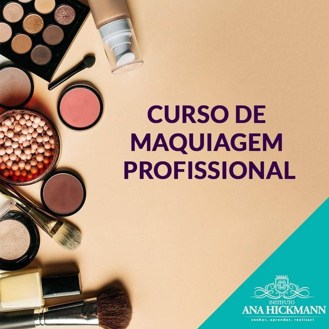 Ana Hickmannさんのインスタグラム写真 - (Ana HickmannInstagram)「Neste Primeiro de Maio, dia do trabalho , quero falar da minha escola @institutoanahickmann . Um lugar criado para ensinar uma nova profissão, mostrar que quando se sonha e aprende, o próximo passo é realizar.  Sempre sonhei muito. Eu tive muitos professores ao longo da minha vida e foi assim que eu comecei a conquistar, a realizar. Quero poder proporcionar o mesmo para outras mulheres e homens também. De forma honesta , digna e com qualidade. Venha conhecer. E obrigada a todos os nossos professores dos institutos @institutoanahickmannlapa e @institutoanahickmannjdangela pelo trabalho lindo e primoroso. Feliz dia do trabalho para todos.」5月1日 19時52分 - ahickmann