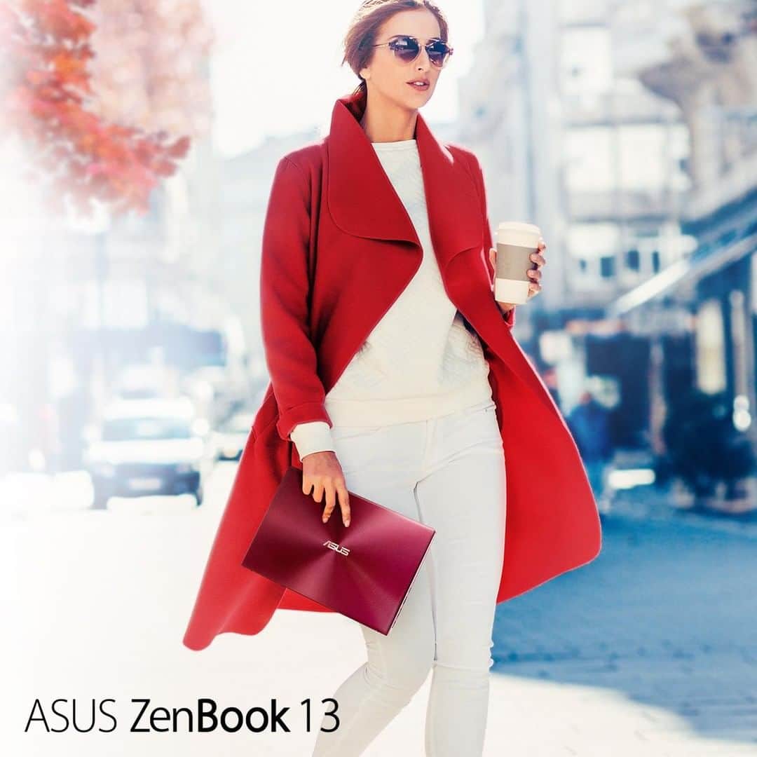ASUSさんのインスタグラム写真 - (ASUSInstagram)「#ZenBook 13’s smaller-than-A4-paper size makes it easy for you to carry to your next meeting. #fashion #burgundy #ootd」5月1日 19時45分 - asus