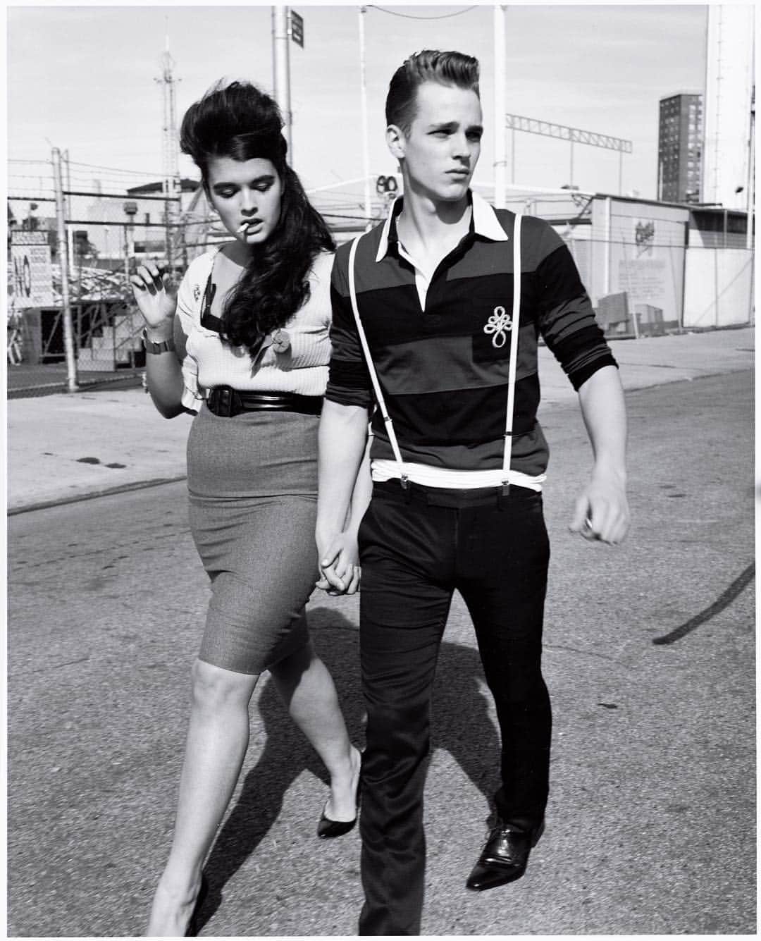 カーター・スミスのインスタグラム：「CRYSTAL & BRIAN 🖤 One last shot from this Coney Island story from L’uomo Vogue. There are at least 5 or 6 more I could post but figured 10 was enough.  Im glad to have the whole thing living here all together in one place. 🖤」