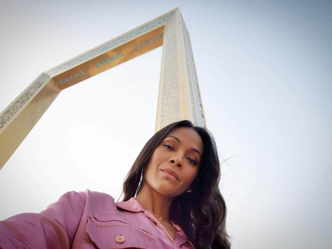 ゾーイ・サルダナさんのインスタグラム写真 - (ゾーイ・サルダナInstagram)「The Frame」5月2日 7時40分 - zoesaldana