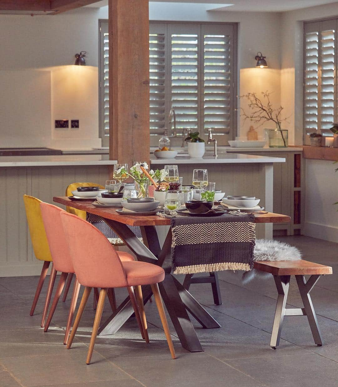 Nextさんのインスタグラム写真 - (NextInstagram)「Get more out of family meal times with the Amsterdam table! You could be dining in style in just 5️⃣days 👌Tap the image to order! 🔍 Table: 429944 Chairs: 633844 Runner: 345613 Dinner set: 451984. #dining #table #furniture #home #homeware #homeinterior #interior #homedecor #decor #trend #nexthome #diningtable #homegoals」5月2日 6時31分 - nextofficial