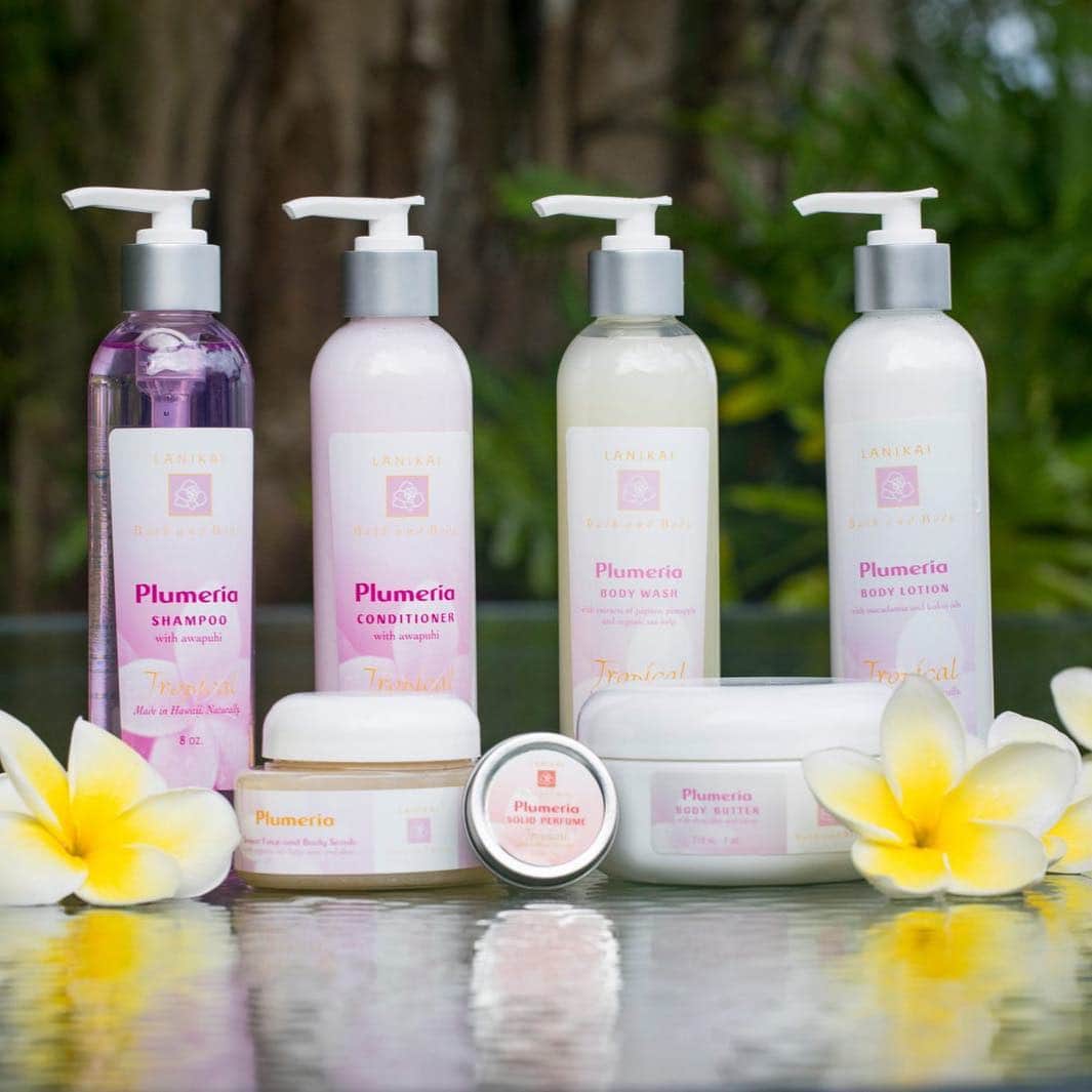 Lanikai Bath and Bodyさんのインスタグラム写真 - (Lanikai Bath and BodyInstagram)「If today is Lei Day, that means Mother’s Day is right around the corner! For a limited time, buy one 8.5 oz lotion or 7 oz body butter in any fragrance and receive a travel sized lotion or body butter in matching fragrance!  Only two more days to take advantage of this sale! #lanikaibathandbody #lanikaibathandbodyjapan #lanikaibeach #plumeria #kailuatownhi #lanikai  #hawaiianflowers #tropicalflowers #LBBtropicals」5月2日 7時28分 - lanikaibathandbody