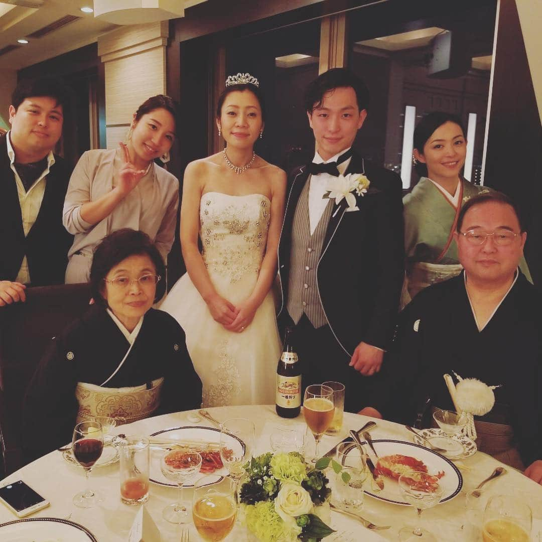 岩佐真悠子さんのインスタグラム写真 - (岩佐真悠子Instagram)「令和元年に変わりました今日、次兄の結婚式でした！ホントにホントにおめでとう㊗️ 新しい時代になり新しい家族ができました♡ そして披露宴にて司会をするという初体験😳緊張したわぁw」5月1日 23時01分 - mayuko.iwasa