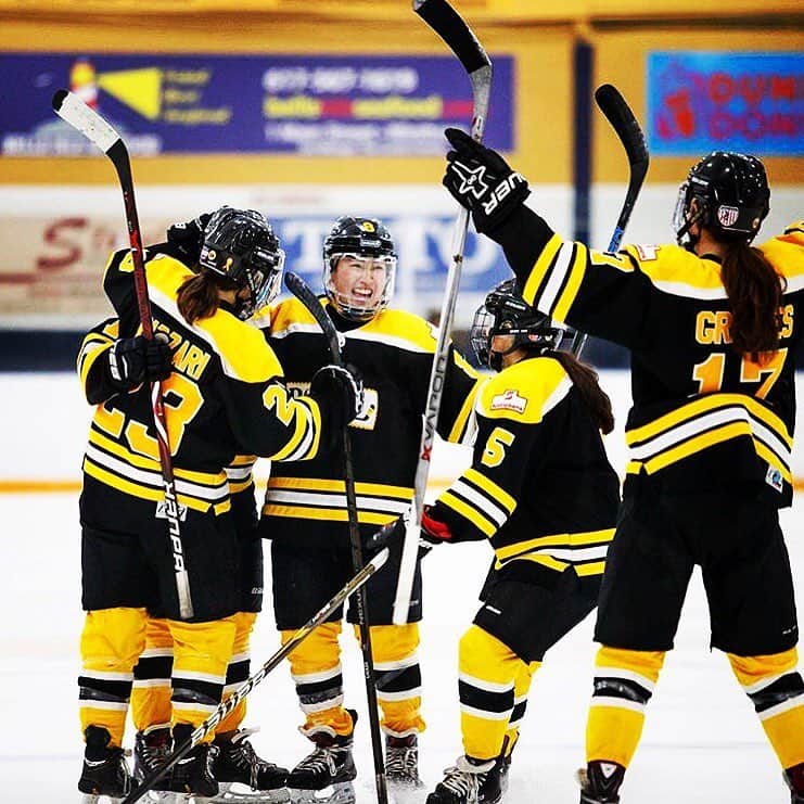 菊池沙都のインスタグラム：「I would like to say just thank you so much to this team and CWHL.」