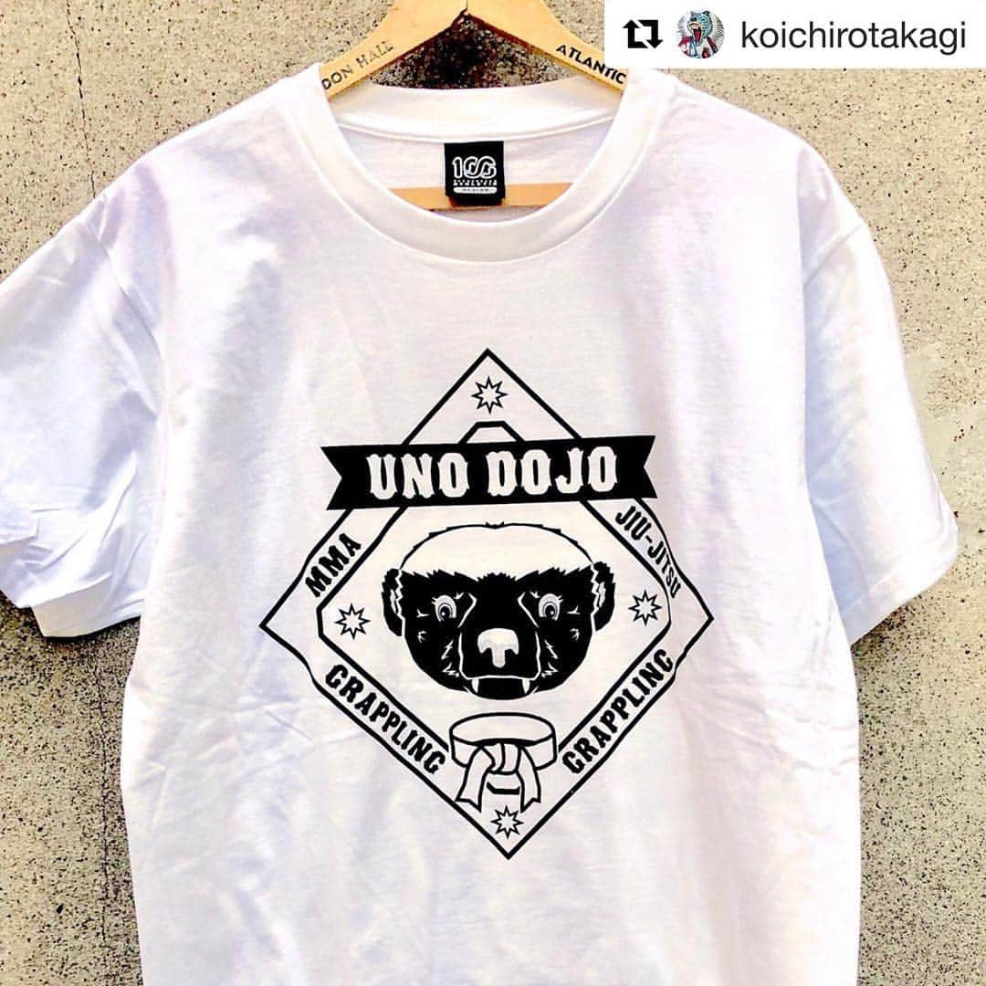 宇野薫さんのインスタグラム写真 - (宇野薫Instagram)「5.6 修斗大会用 UNODOJO Tシャツ  #宇野薫 #unodojo #unodojomma #unodojojiujitsu #caoluno  #onehundredathletic #100athletic  #Repost @koichirotakagi with @get_repost ・・・ 5/6の修斗30周年記念大会の宇野薫Teeを手伝ったよ。 会場でみんなゲットしてね！ 同じデザインのワッペンも少量売るらしいよ。」5月2日 0時33分 - caoluno