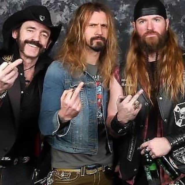 ロブ・ゾンビのインスタグラム：「Yup. Just three dudes with nothing better to do than tell everyone to "go fuck off". Good times. #lemmykilmister♠️ #robzombie #zakkwylde #fuckoffwednesdays」