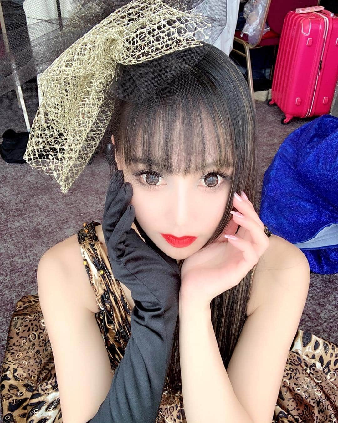 百合華さんのインスタグラム写真 - (百合華Instagram)「今日開催された『Mrs.Ms. Japan Earth』グランドファイナル日本大会ではトップ10に入れたものの、自分の望む結果を残す事は出来ませんでした泣﻿ ﻿ これまで百合譁を支えてくださった皆様方に対してとても申し訳ない気持ちでいっぱいですが、挫けずにまた次回もチャレンジしてみようと思えた事も応援してくださる皆様のおかげです✨﻿ ﻿ 本当にありがとう御座いました❤️﻿ ﻿ この経験を通して得た大切な物を守るためにも自分らしさに更なる磨きをかけ、自分の思うところへ辿り着けるよう勇往邁進する所存で御座います🥰﻿ ﻿ 今後とも宜しく御願い致します💕﻿ ﻿ #東京 ﻿ #有明 ﻿ #お台場 ﻿ #Mrs_Ms_JapanEarth ﻿ #ミセスミズジャパンアース ﻿ #全国ファイナル ﻿ #グランドファイナル ﻿ #ビーコンセプト﻿ @b_concept_japan﻿ @bub.ruby_cell.1523 #dremo #andyドレス」5月2日 1時59分 - yurika.lovelily