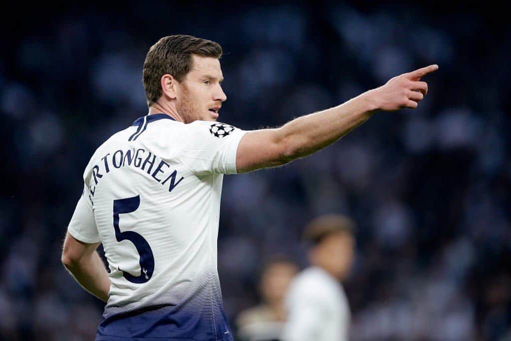 ヤン・フェルトンゲンのインスタグラム：「Not the way I wanted the game to go last night. Feeling ok today. Thanks to both sets of fans for the positive messages 👍 #UCL #COYS」