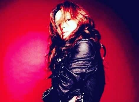 Ju-kenのインスタグラム：「松田さんと柴田さんと、初の3人で奏でるライブ、やります🎤🎹🎸 是非！！！ 松田樹利亜ワンマンLIVE J's BAR【thanks a million】 2019年6月8日(土) in SACT(shinjuku)  OPEN 18:30 /START 19:00 前売り￥4,000/当日4,500  member 松田樹利亜/ju-ken/柴田敏孝  チケット発売　 5月2日(木)PM9:00～JULIA SITE INFOにて開始  @juliamazda @toshitakashibata #live」
