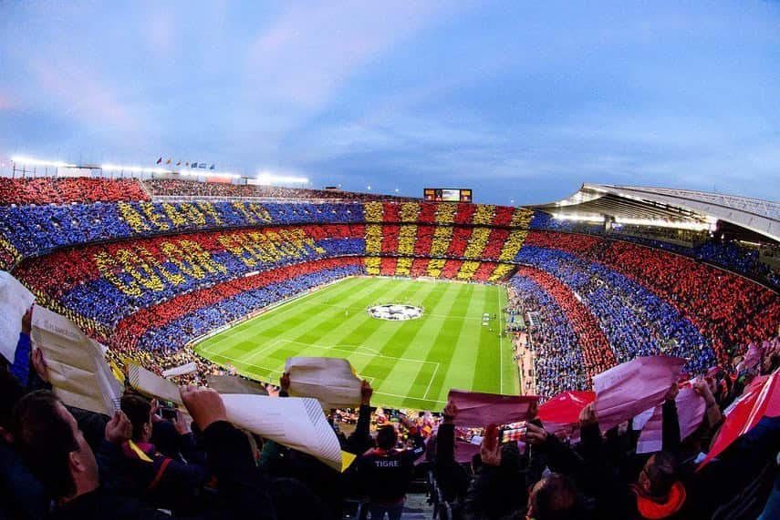 FCバルセロナさんのインスタグラム写真 - (FCバルセロナInstagram)「💙❤️ This is Camp Nou #WeColorFootball #BarçaLFC」5月2日 4時28分 - fcbarcelona