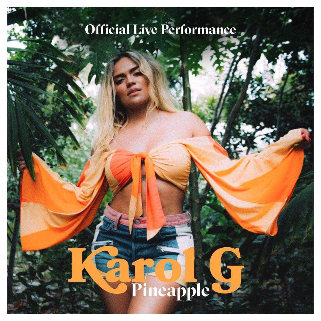 Vevoさんのインスタグラム写真 - (VevoInstagram)「Relax your mind and take a trip with @KarolG to the beach in her Official Live Performance of “Pineapple,” a single from her upcoming sophomore project, ‘Ocean.’ 🌴🍍 ⠀⠀⠀⠀⠀⠀⠀⠀⠀ ▶️[Link in bio] #KarolG #Pineapple #Ocean」5月2日 5時48分 - vevo