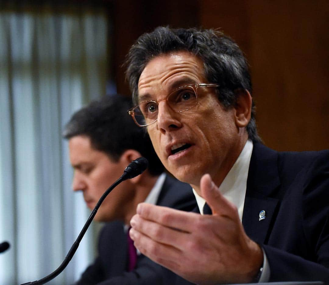 NBC Newsさんのインスタグラム写真 - (NBC NewsInstagram)「Actor and UN Human Rights Council Amb. #BenStiller testified before the Senate Foreign Relations Committee at a hearing on #Syria on Wednesday. Watch key moments from his testimony at the link in our bio. . 📷 @clodaghkilcoyne / @reuters」5月2日 5時49分 - nbcnews