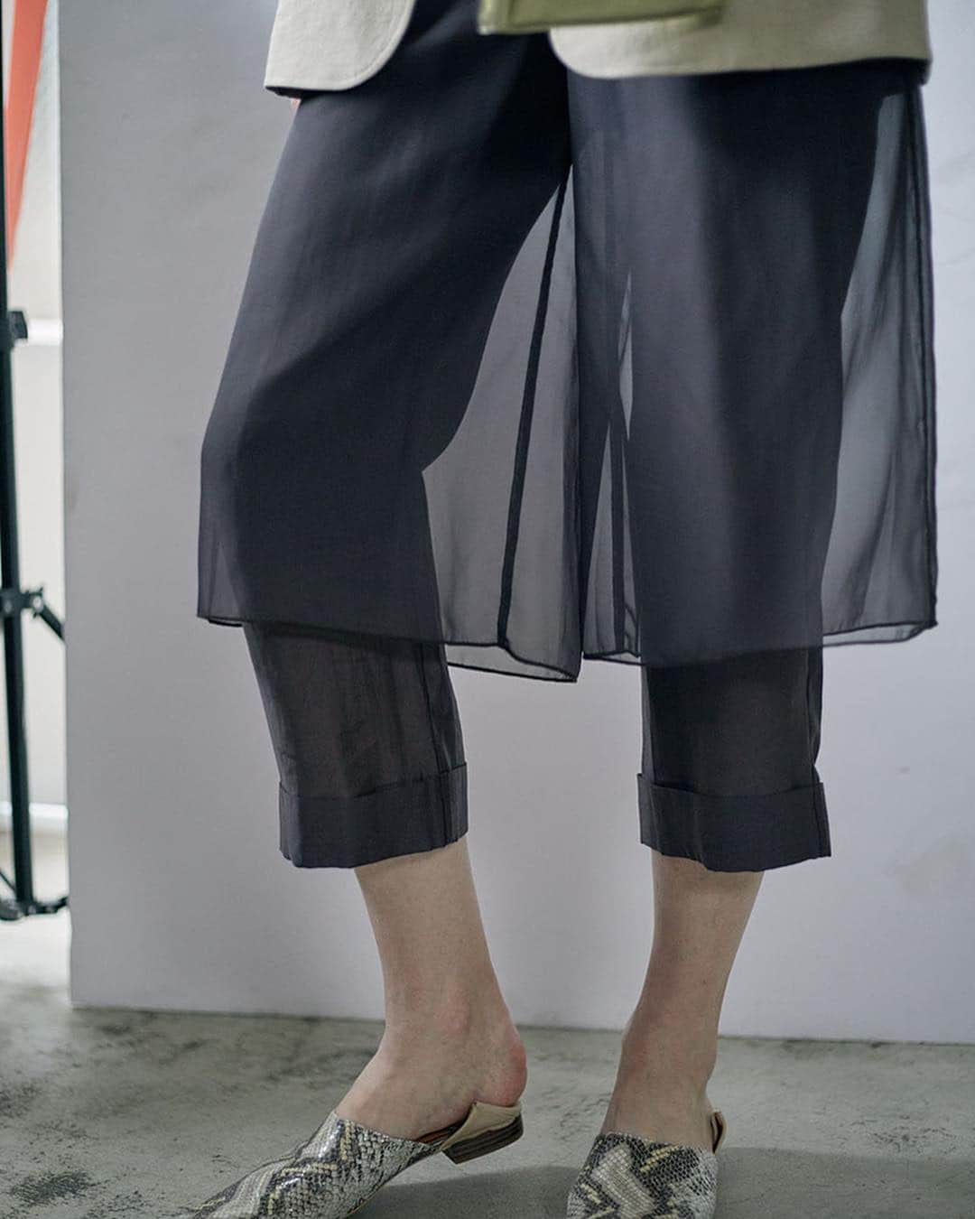 Ameri vintageさんのインスタグラム写真 - (Ameri vintageInstagram)「05.03(fri)12:00 SKELETON LAYERED PANTS will be released by online. . #ameri #amerivintage #shopping #fashion #japan #pants」5月2日 17時05分 - amerivintage