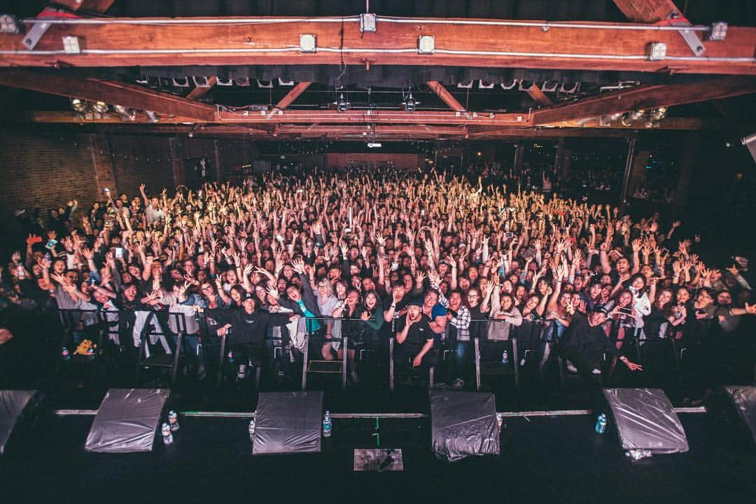 TABLO さんのインスタグラム写真 - (TABLO Instagram)「SEATTLE! You were the kings and queens of this night!!! — 📸 by @Bobo.xxndigo tour management: @enmgmt tickets at epikhigh.com — #epikhigh2019tour #Seattle」5月2日 15時34分 - blobyblo