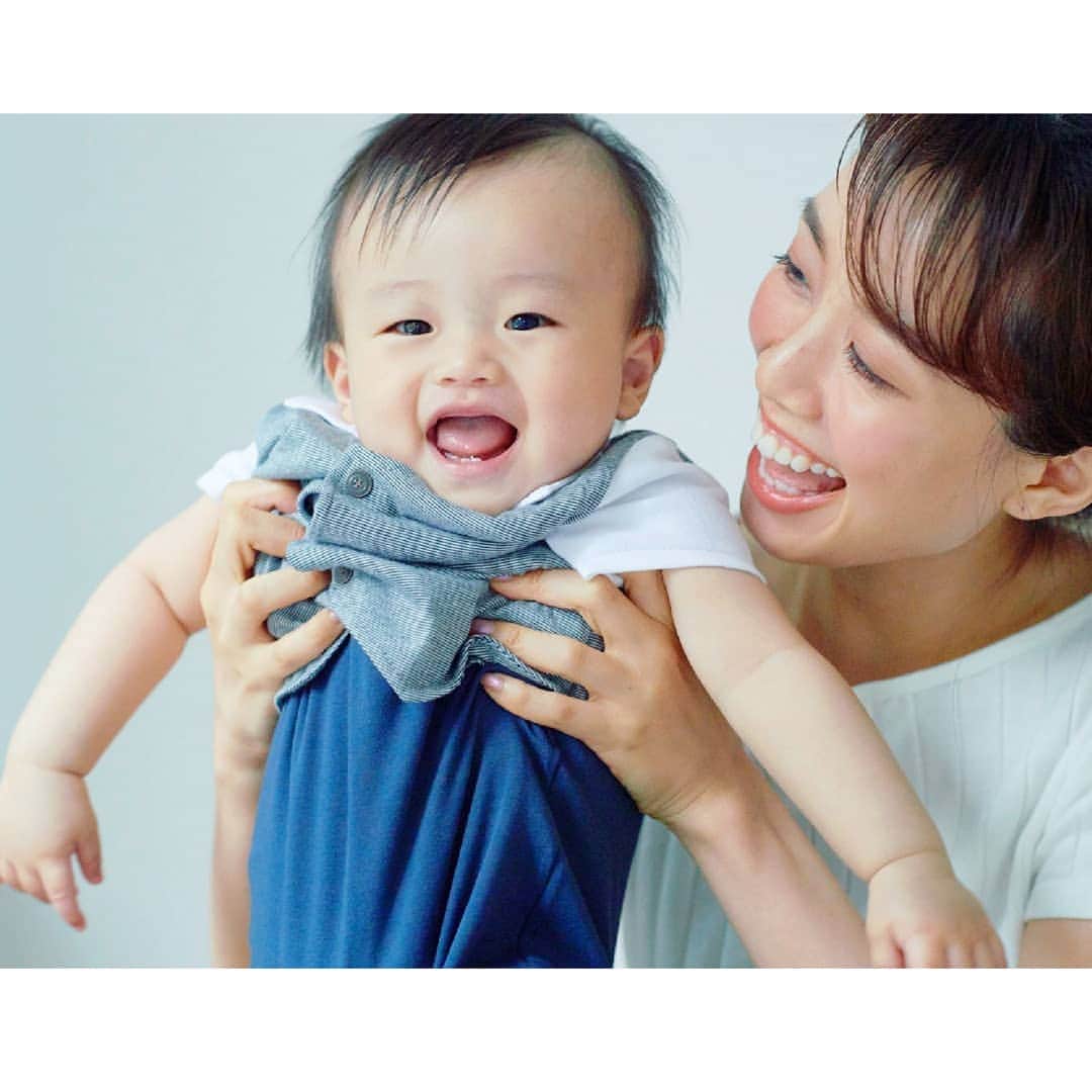 天田優奈のインスタグラム：「#令和元年 . . . 令和初日は 家族写真を@maru_1111 さん に撮ってもらいました。 . 息子は少し緊張しているようでした😊新しい時代楽しみだね。 . . #家族写真#9ヶ月#Baby#love#family#smile」