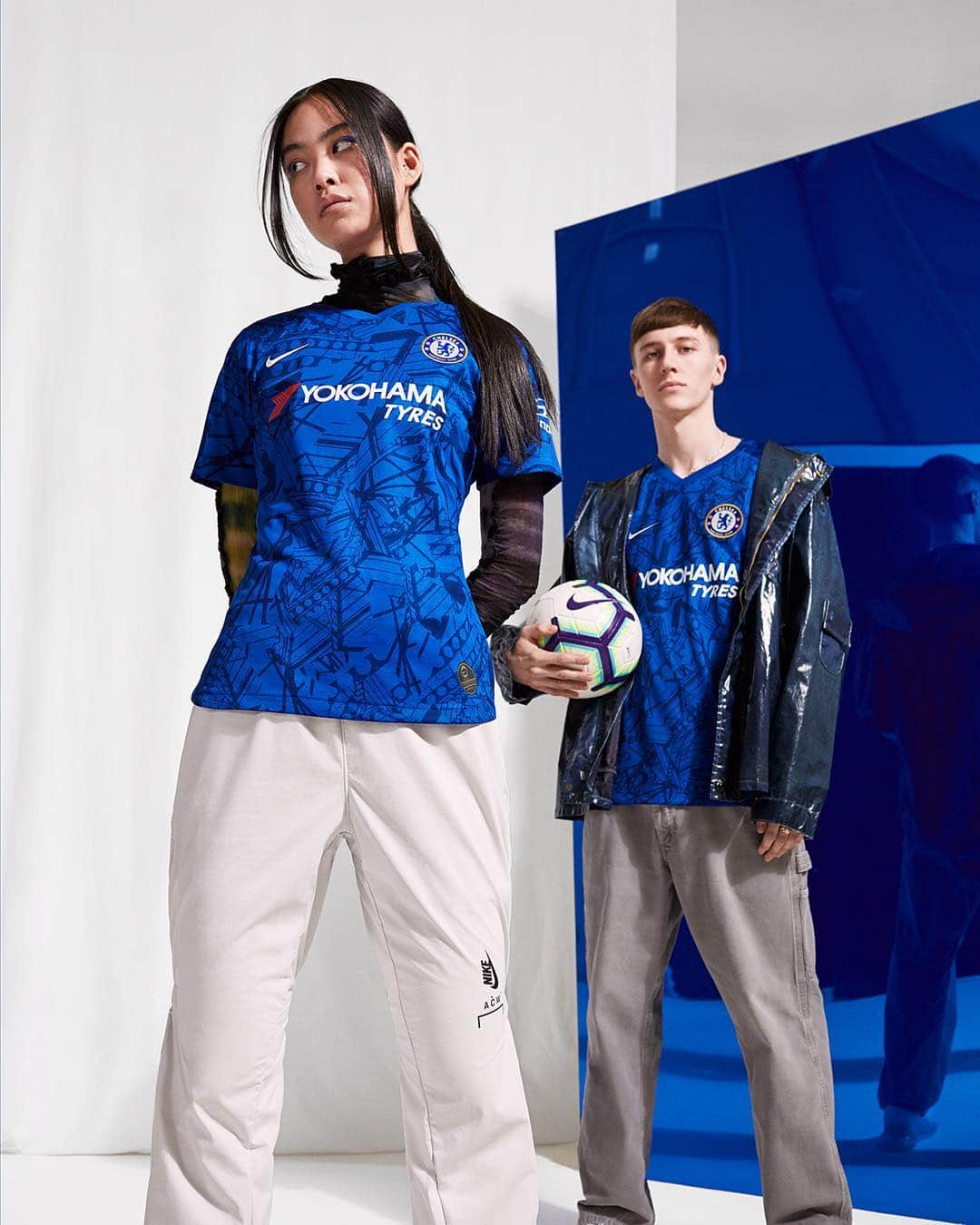 チェルシーFCさんのインスタグラム写真 - (チェルシーFCInstagram)「Introducing our 2019/20 @nikefootball home kit, inspired by Stamford Bridge! 👕 Link in bio! #ITSACHELSEATHING #CFC #Chelsea」5月2日 16時10分 - chelseafc