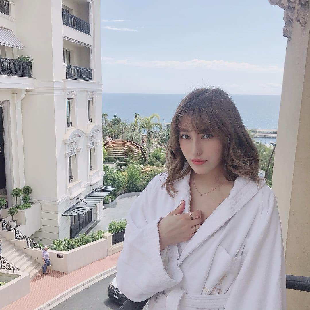 平田梨奈さんのインスタグラム写真 - (平田梨奈Instagram)「The view from the hotel is beautiful ⛲️ #monaco #hotelhermitage  #モナコ #monaco🇮🇩」5月2日 16時41分 - hirari_official