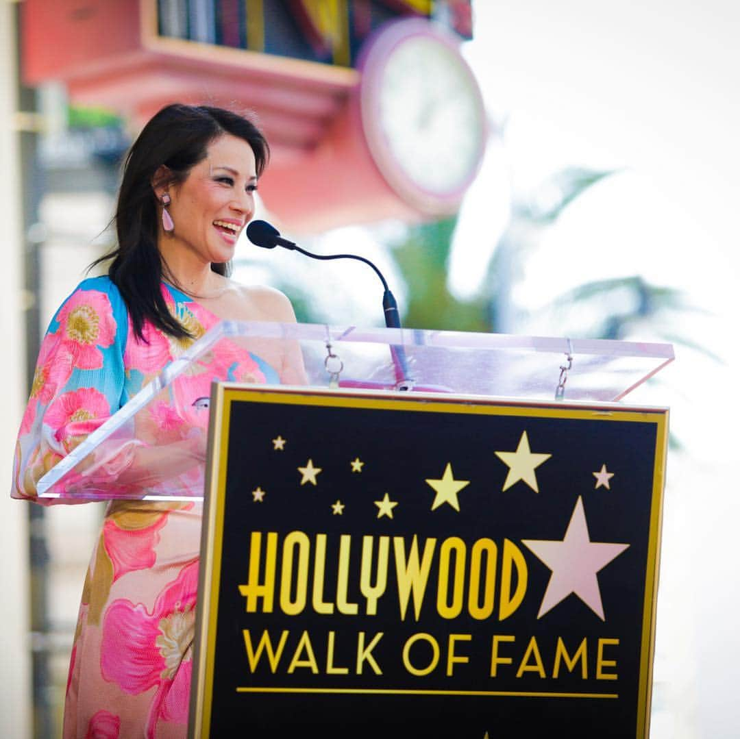 CBSさんのインスタグラム写真 - (CBSInstagram)「Double tap to congratulate @lucyliu on her star on the Hollywood Walk of Fame! 🌟 @elementaryofficial」5月2日 8時23分 - cbstv