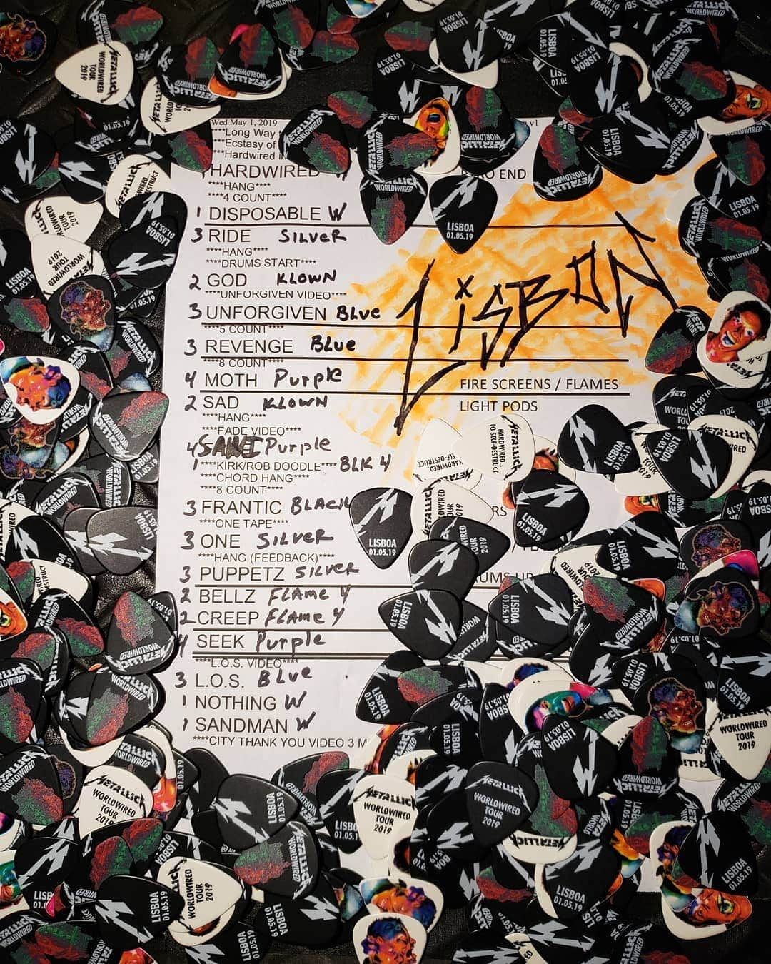 メタリカさんのインスタグラム写真 - (メタリカInstagram)「Here is tonight's setlist from Lisbon! #MetInLisbon #WorldWired #Metallica」5月2日 8時42分 - metallica