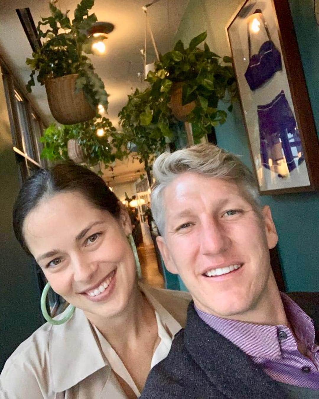 アナ・イバノビッチさんのインスタグラム写真 - (アナ・イバノビッチInstagram)「#OOTD and ➡ my date ❤」5月2日 9時43分 - anaivanovic