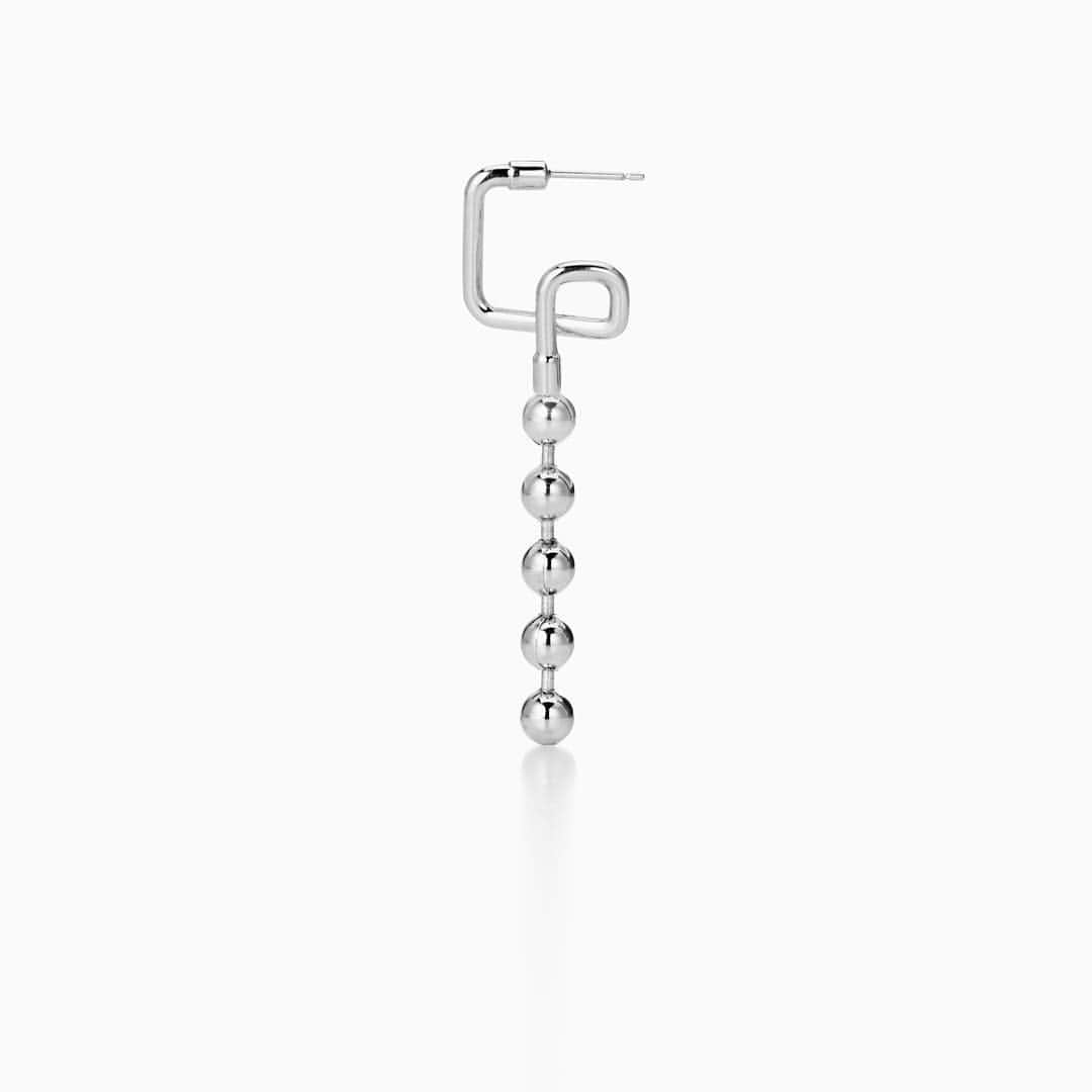 コアジュエルスさんのインスタグラム写真 - (コアジュエルスInstagram)「pipe®︎corejewels #corejewels #pipe #blackdiamond  #diamond #earrings #art #jewelry」5月2日 10時47分 - corejewels_lab
