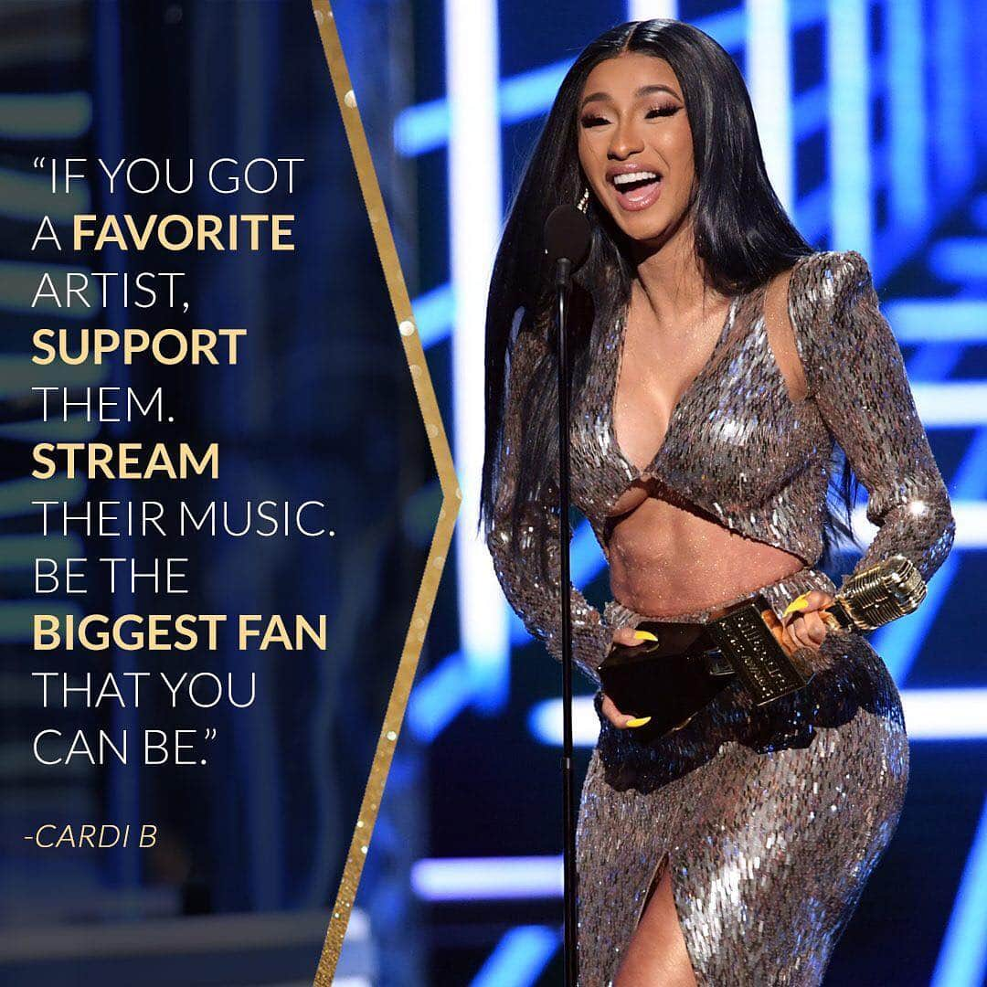 E! Onlineさんのインスタグラム写真 - (E! OnlineInstagram)「Cardi B wants you to do your part OKURR? #BBMAs (📷: Getty Images)」5月2日 10時59分 - enews