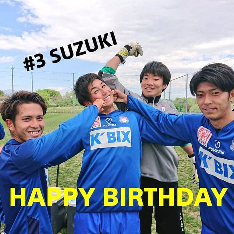 ザスパクサツ群馬さんのインスタグラム写真 - (ザスパクサツ群馬Instagram)「. 【HAPPY BIRTHDAY🎉🎉🎉】 . 本日、5/2は #鈴木順也 選手23歳のお誕生日✨ 同い年の選手たちにいじられながらも愛されキャラの鈴木選手でした。 前節ではスタメンデビューも果たしました。これからの活躍にも期待しましょう🎵 . . #ザスパクサツ群馬 #thespa #鈴木順也 #sj @sj9652  #23歳 #happybirthday #anniversary #jleague #お誕生日 #96年組 #姫野宥弥 #吉田舜 #吉田将也」5月2日 11時34分 - thespakusatsugunma_official